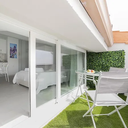 Buhardilla Con Terraza Acogedora Apartment Coslada Exterior photo