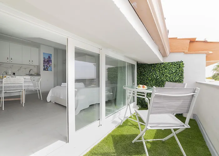 Buhardilla Con Terraza Acogedora