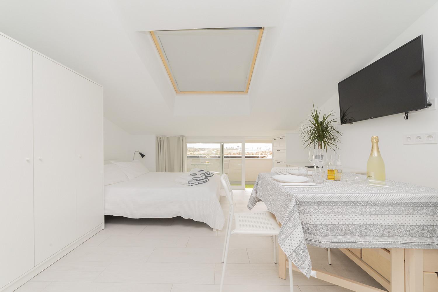 Buhardilla Con Terraza Acogedora Apartment *